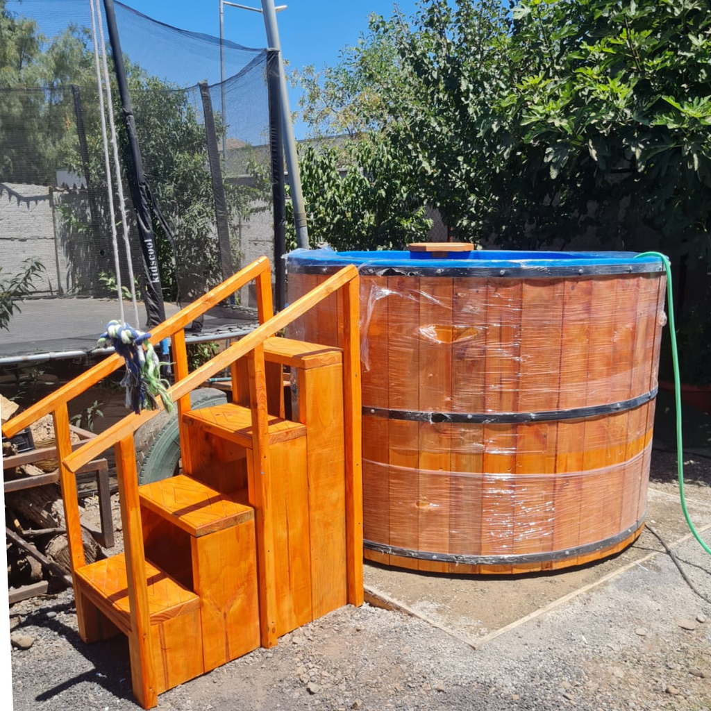 Tinaja de Madera Redonda con Fibra de Vidrio | Tinajas Calientes Chile